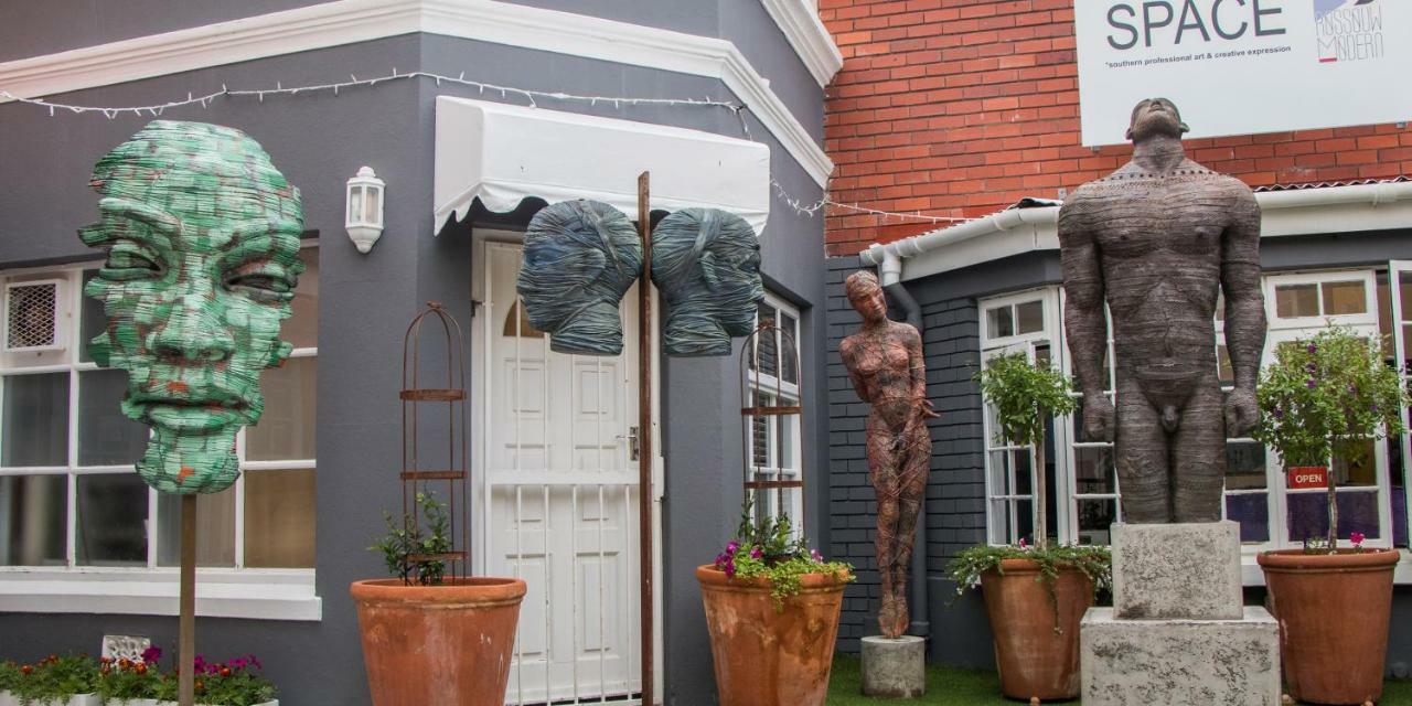 Zzzone Boutique Hostel Hermanus Exteriör bild